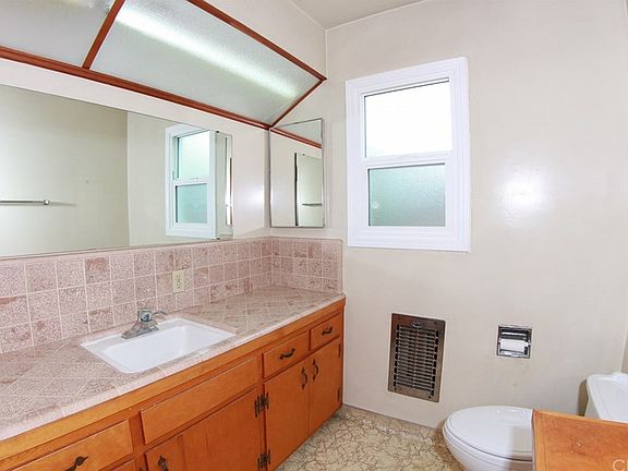 5th image of 1727 S Heather Ln