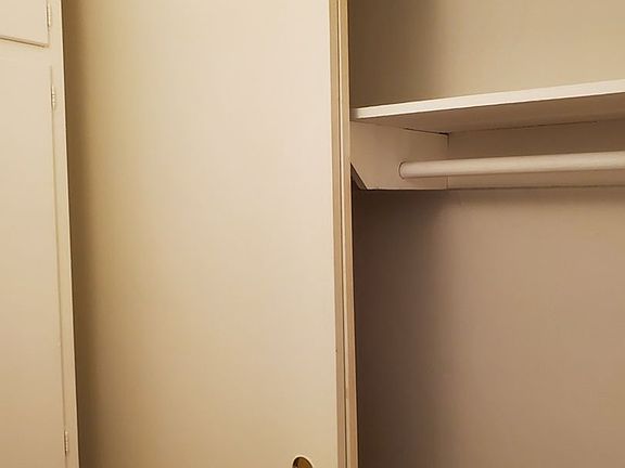 5th image of 10333 Santa Monica Blvd APT 7