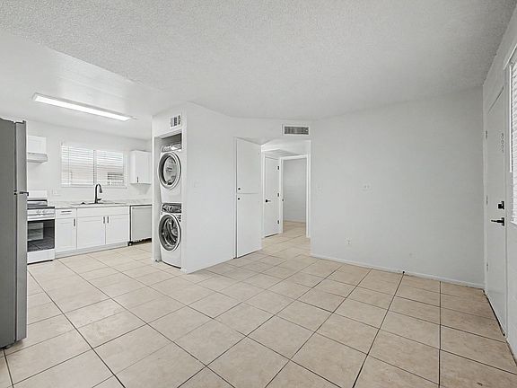 2nd image of 9514 N 8th St APT 102