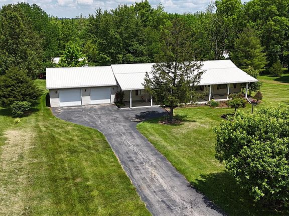 5th image of 244 Woodland Dr