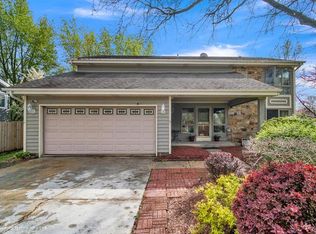 30W275 Maple Ct, Warrenville, IL 60555