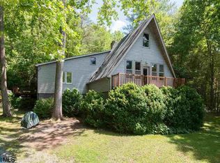 11516 Rockfish River Rd, Shipman, VA 22971