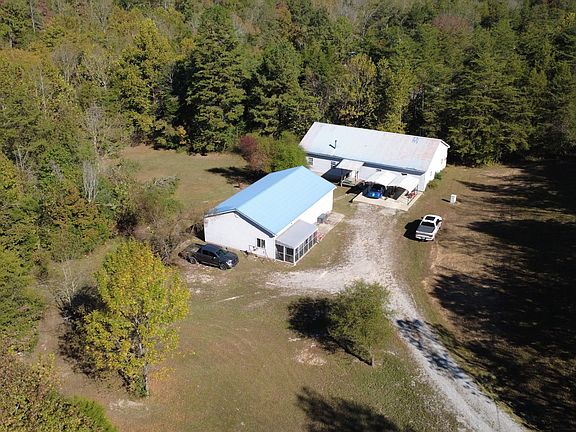 2nd image of 815 McCord Hollow Rd