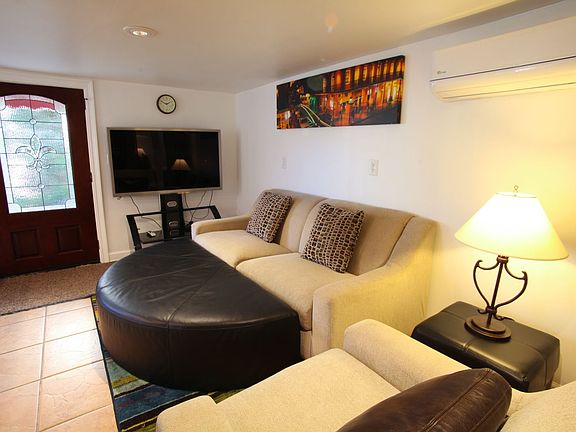 3rd image of 3316 Upperline St #102