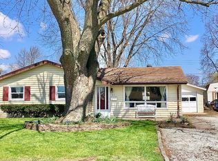 56 Hanson Dr, Bourbonnais, IL