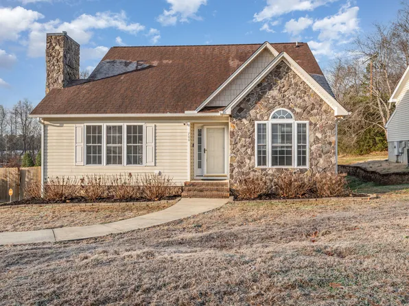 700 Thompson Rd, Graham, NC 27253