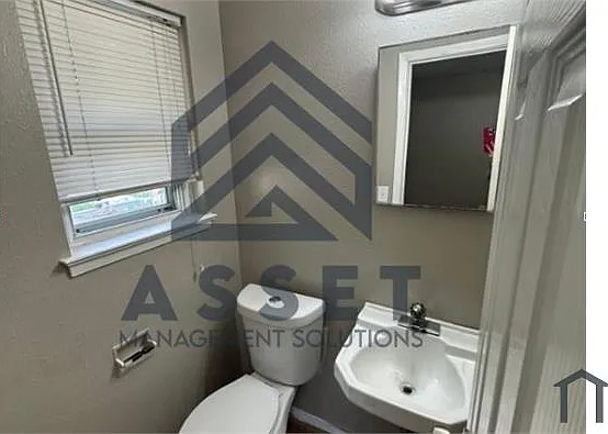 2121 N Wilburn Pl — Photo 8