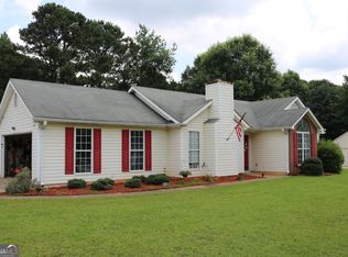 45 Hedgerose Dr, Newnan, GA 30265