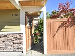 3906 NE 50th St, Seattle, WA 98105