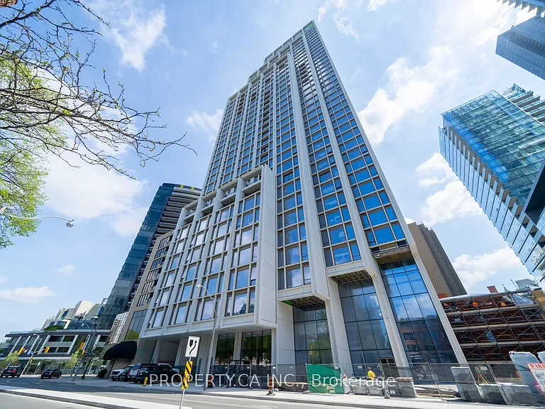 50 Scollard St #1801 — Photo 2