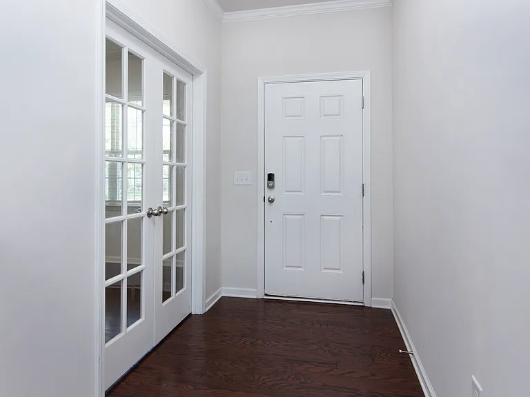 913 Ashton Oak Ct — Photo 9