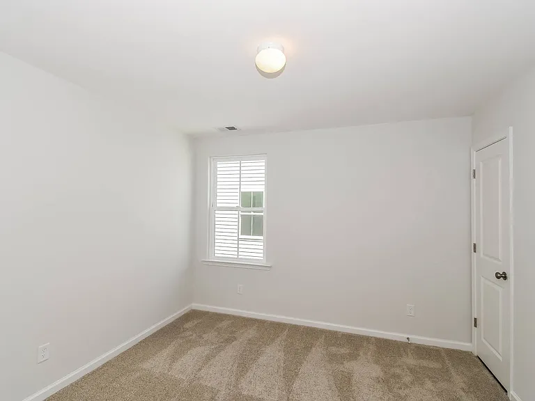 Quinn Residences at Drayton Park - Savannah Quarters — Photo 31