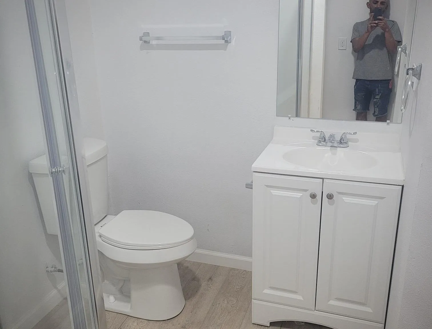 4 bed, 3.0 bath, 1672 sqft, $910 — Photo 3