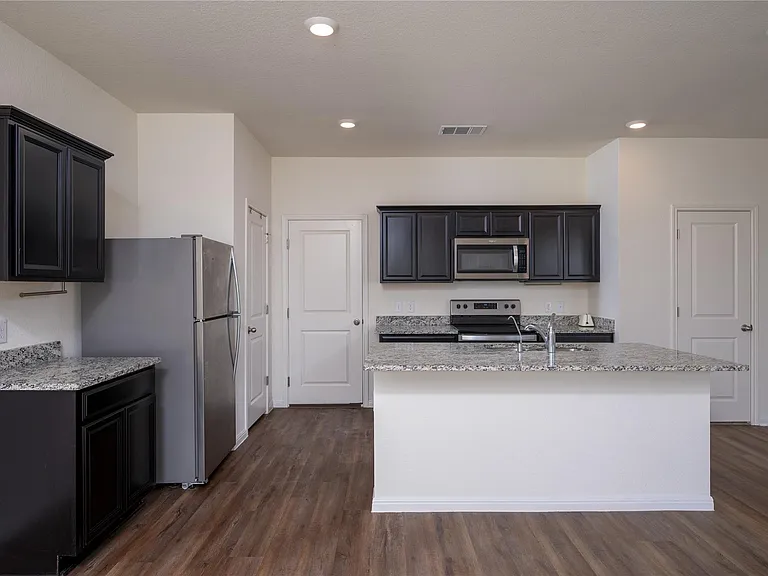 19417 Caymus Dr — Photo 4