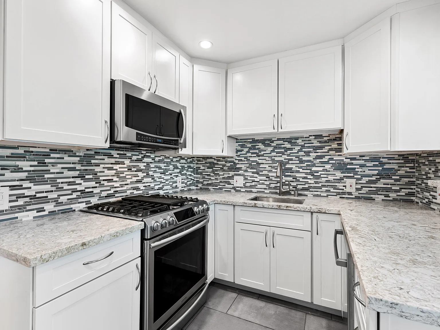 7746 Boeing Ave, Los Angeles, CA 90045, USA — Photo 2