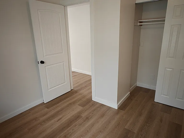 844 Harrington Ave NE #12 — Photo 8