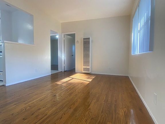 3rd image of 2845 E Spaulding St #28-6