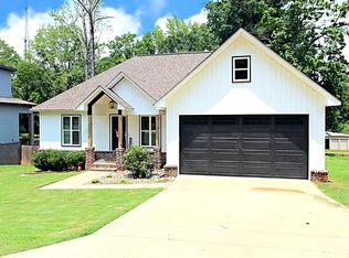 116 E Sunset Dr, Sheridan, AR 72150