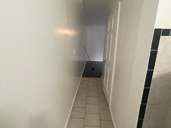 2nd image of 520 Wales Ave #2