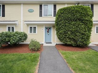 6 Janet Rd APT 10, South Easton, MA 02375