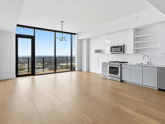 4th image of 788 W Marietta St NW #1711