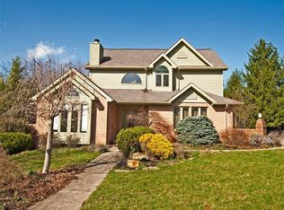 3027 White Pine Dr, Gibsonia, PA