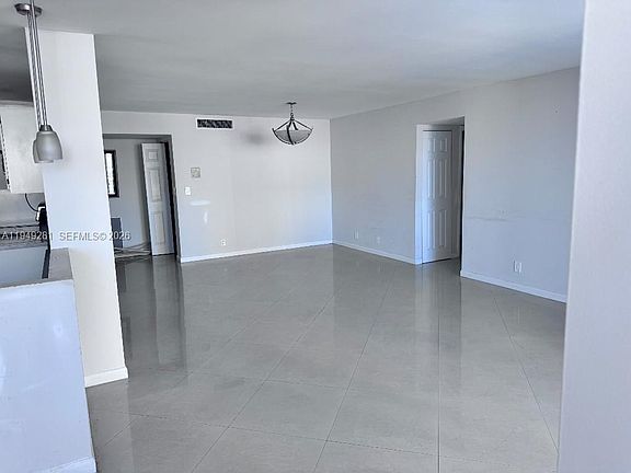 4th image of 1904 S Ocean Dr APT 808