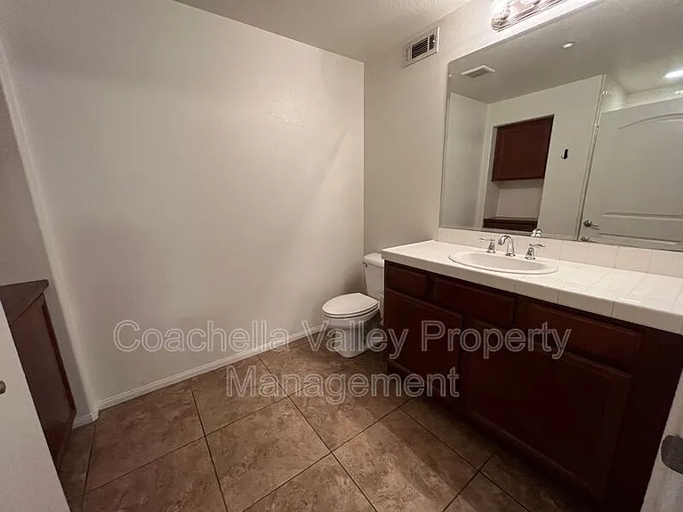 235 Paseo Gregario — Photo 13