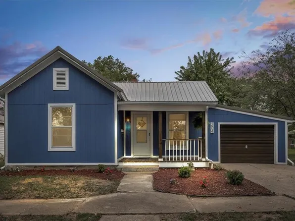 204 W Broadway St, Higginsville, MO 64037