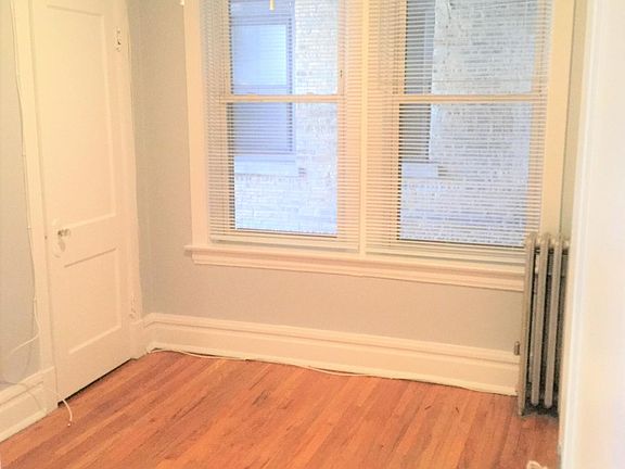 4th image of 2325 W Giddings St APT 2B