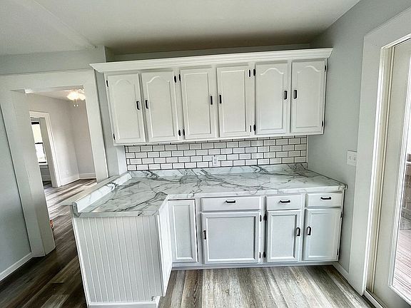 3rd image of 114 E High St