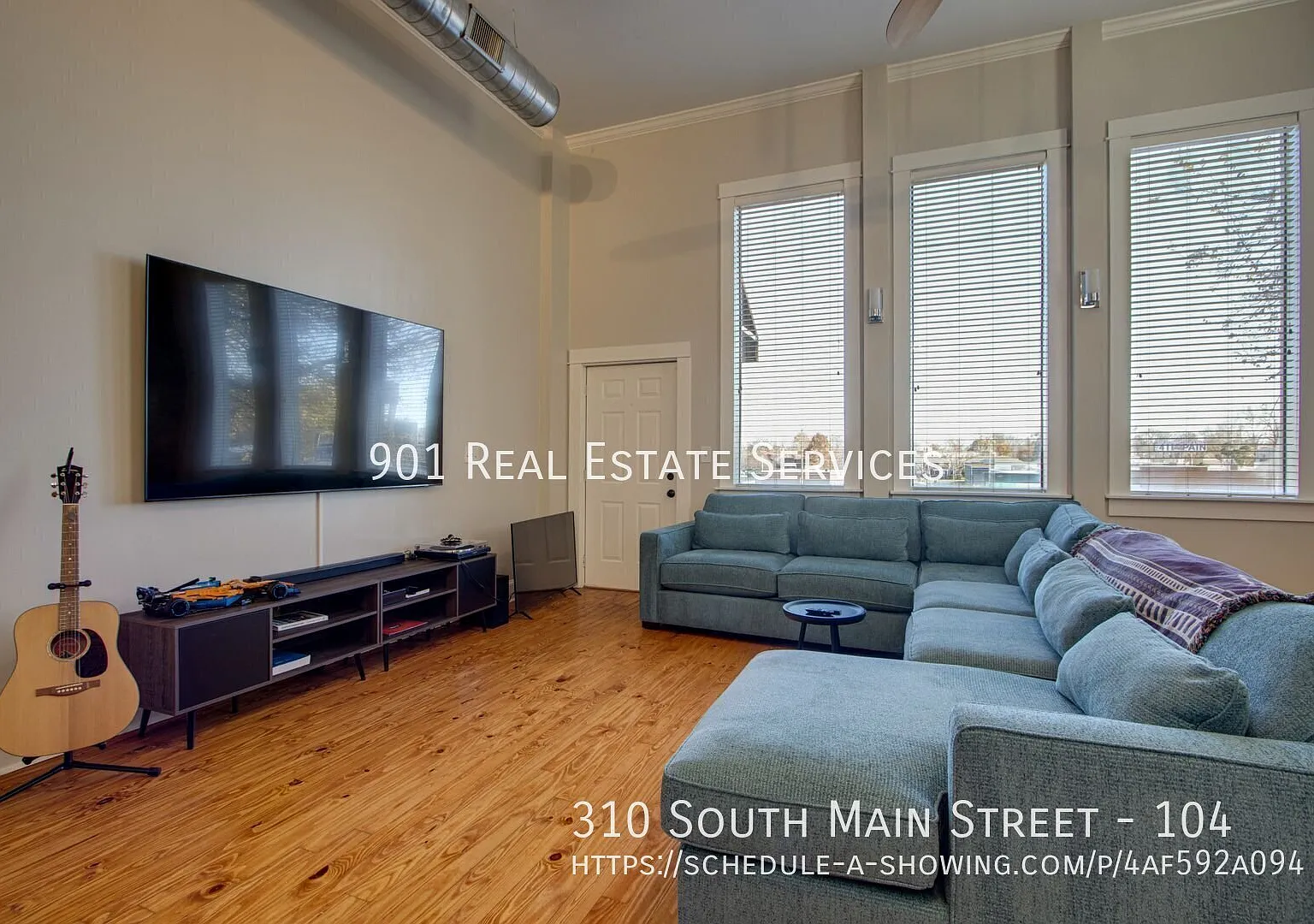 Modern on Main — Photo 4