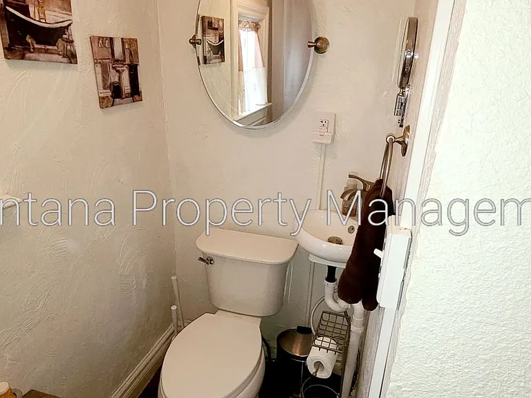 500 E Commercial Ave — Photo 26