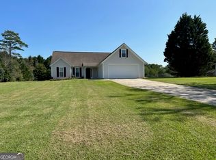 45 McIntosh Estates Ct, Sharpsburg, GA 30277
