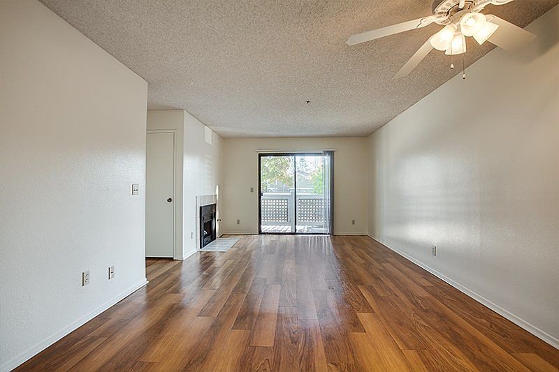 1st image of 2312 Catalina Cir APT 225