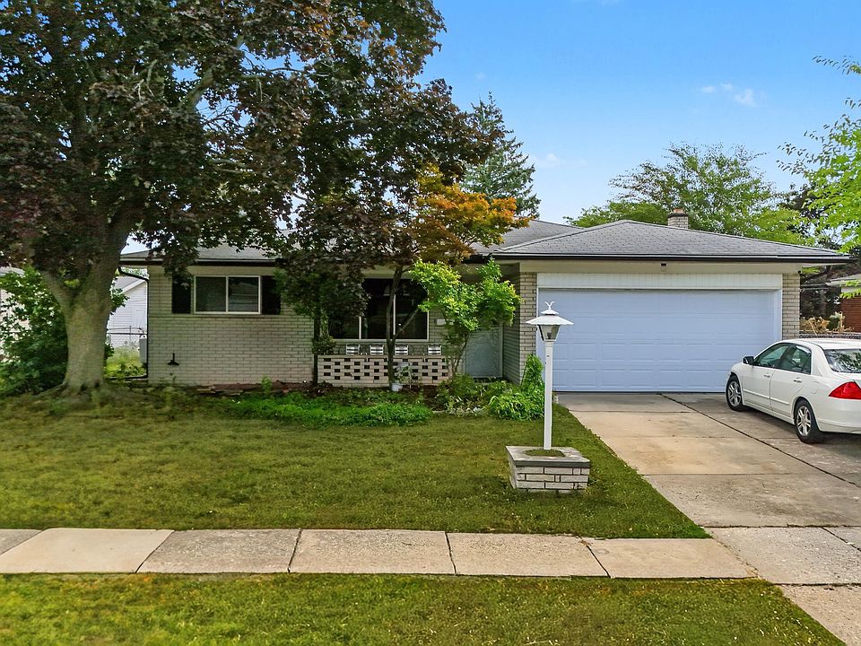 1st image of 30316 Austin Dr