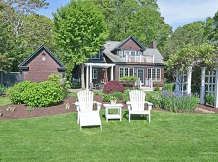 189 Earle Dr, North Kingstown, RI 02852