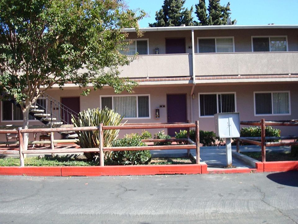 1st image of 3569 Agate Dr APT 6