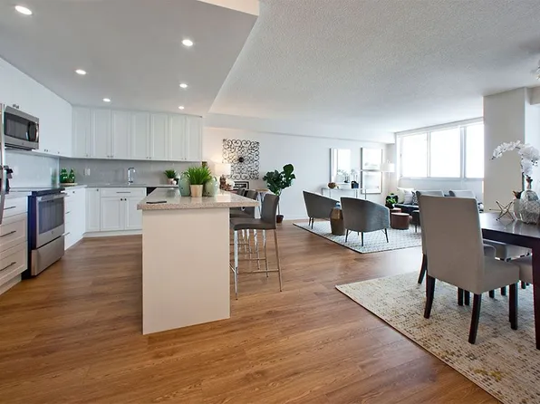 165 La Rose Ave, Toronto, ON M9P 3S9