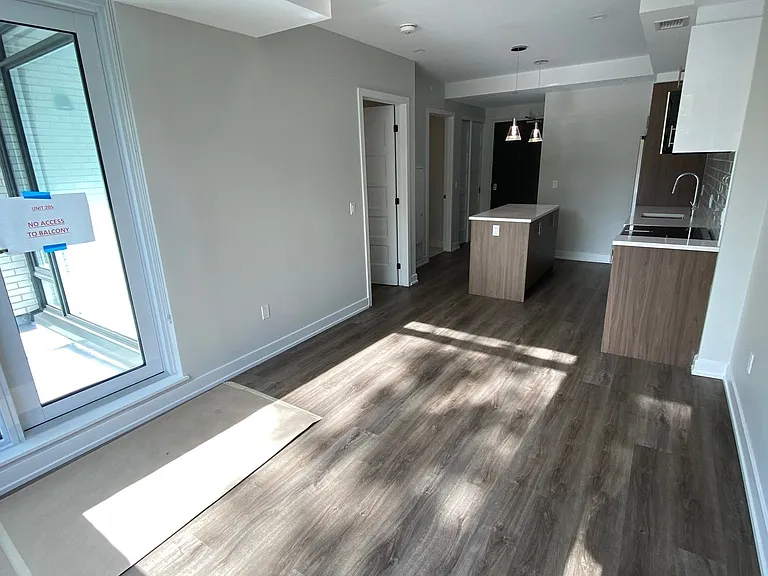 28 Pretoria Ave — Photo 16