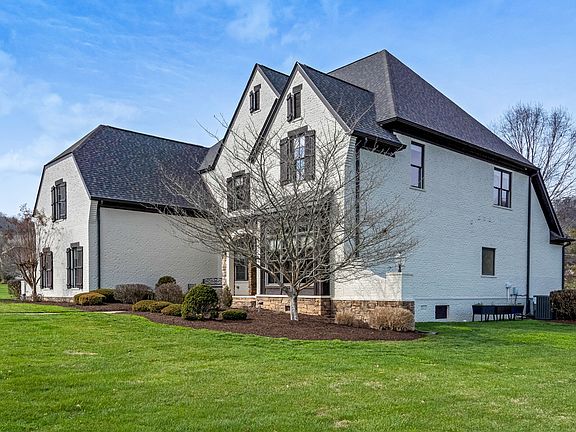 4th image of 5020 Buds Farm Ln