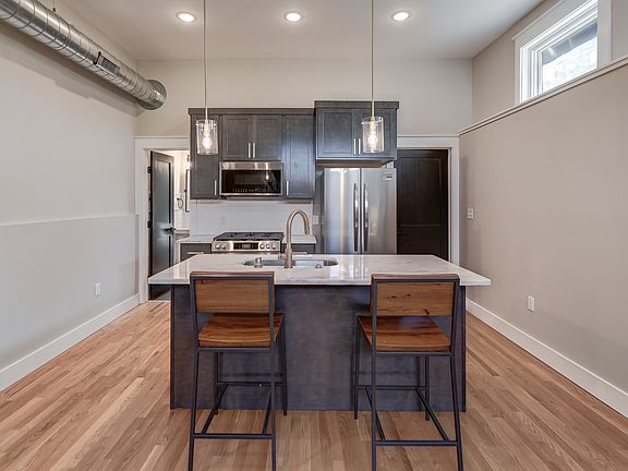 5th image of 1523 W Cary St #8