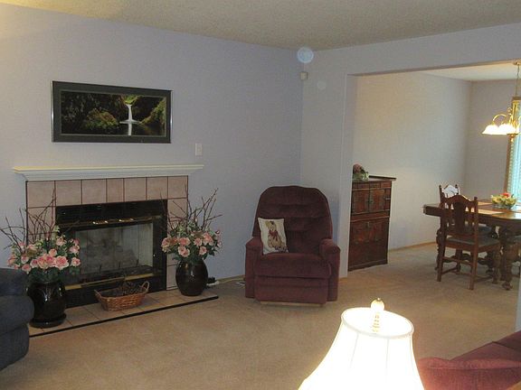 2nd image of 9809 NE 47th Ct