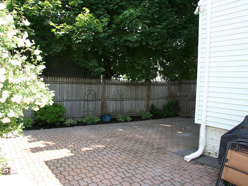 1st image of 15 Charter St