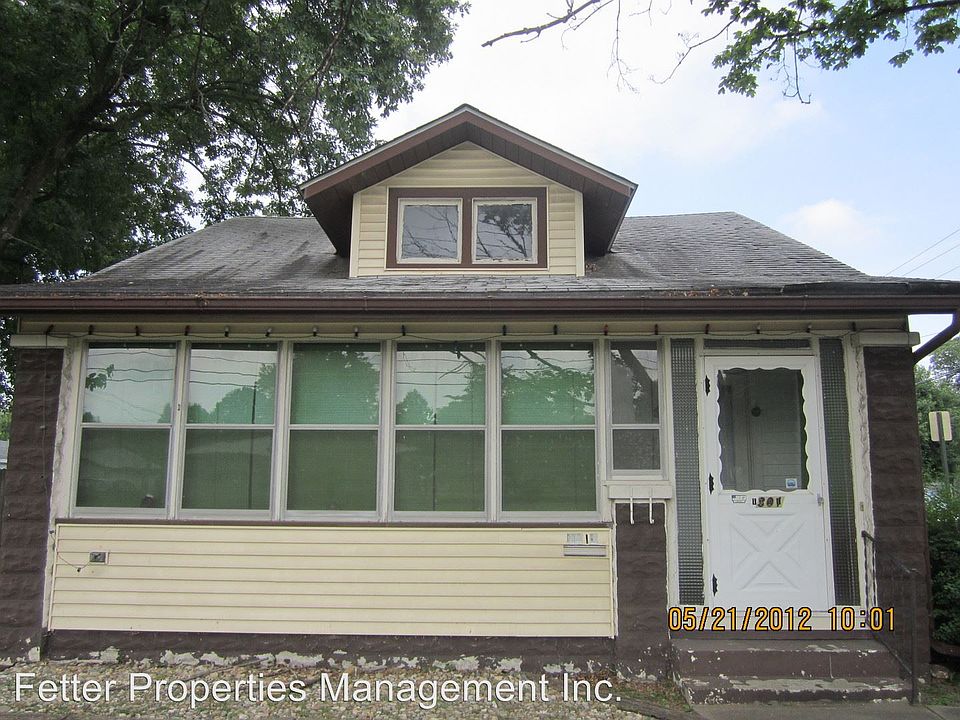 1st image of 1301 S Weinbach Ave