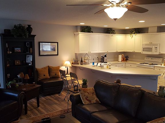 3rd image of 1225 NE 69th Ct
