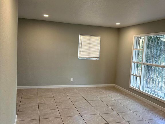 2nd image of 5308 Tropicana Ave