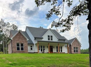 215 Louise Rd, Byhalia, MS 38611