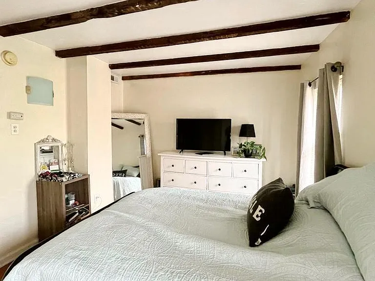 1124 Rodman St #3 — Photo 9