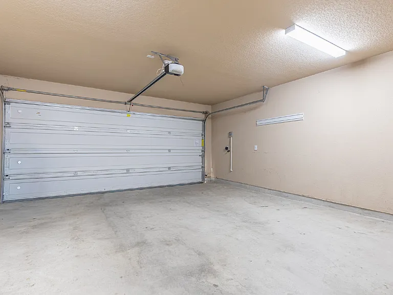 7111 Watertrout Bay — Photo 29